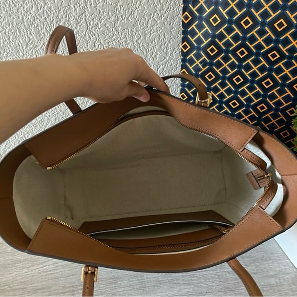 New, authentic Tory Burch large tote bag - Picture 5 of 13